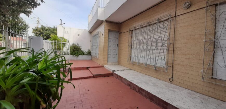 30 de septiembre al 4.400 esquina la rioja