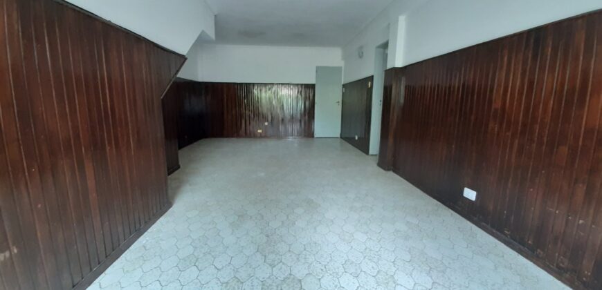 30 de septiembre al 4.400 esquina la rioja