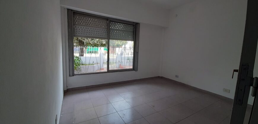 30 de septiembre al 4.400 esquina la rioja