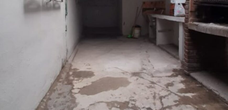 30 de septiembre al 4.400 esquina la rioja