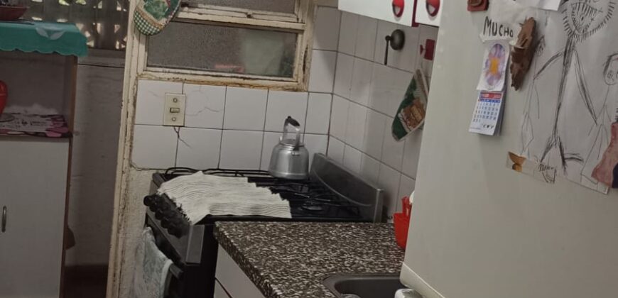 DEPARTAMENTO EN BARRIO GARAY SOBRE CALLE GARAY AL 4500 ENTRE LA PERDIZ Y CHINGOLO ADROGUE