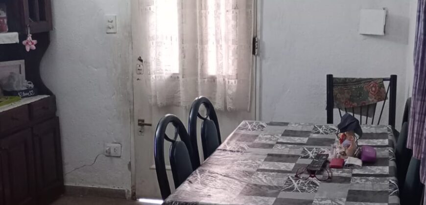 DEPARTAMENTO EN BARRIO GARAY SOBRE CALLE GARAY AL 4500 ENTRE LA PERDIZ Y CHINGOLO ADROGUE